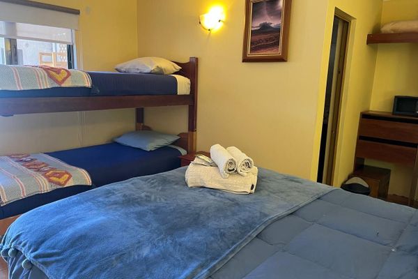 Habitación Cuádruple Familiar (con cama doble matrimonial)