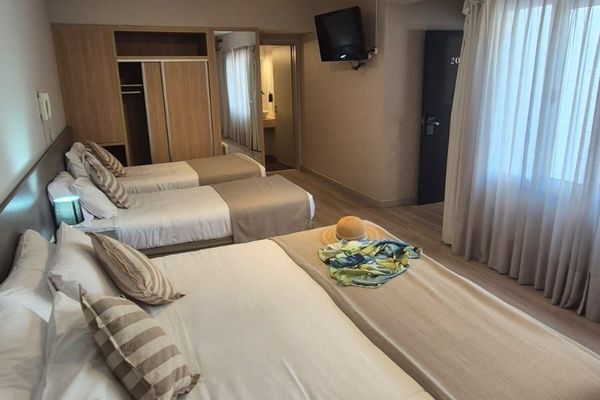 Dakar Hotel  - Habitación Cuádruple Clásica 