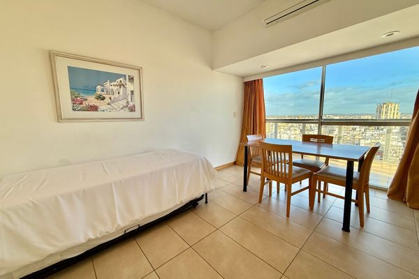 Departamento de 2 ambientes superior con vista a la ciudad