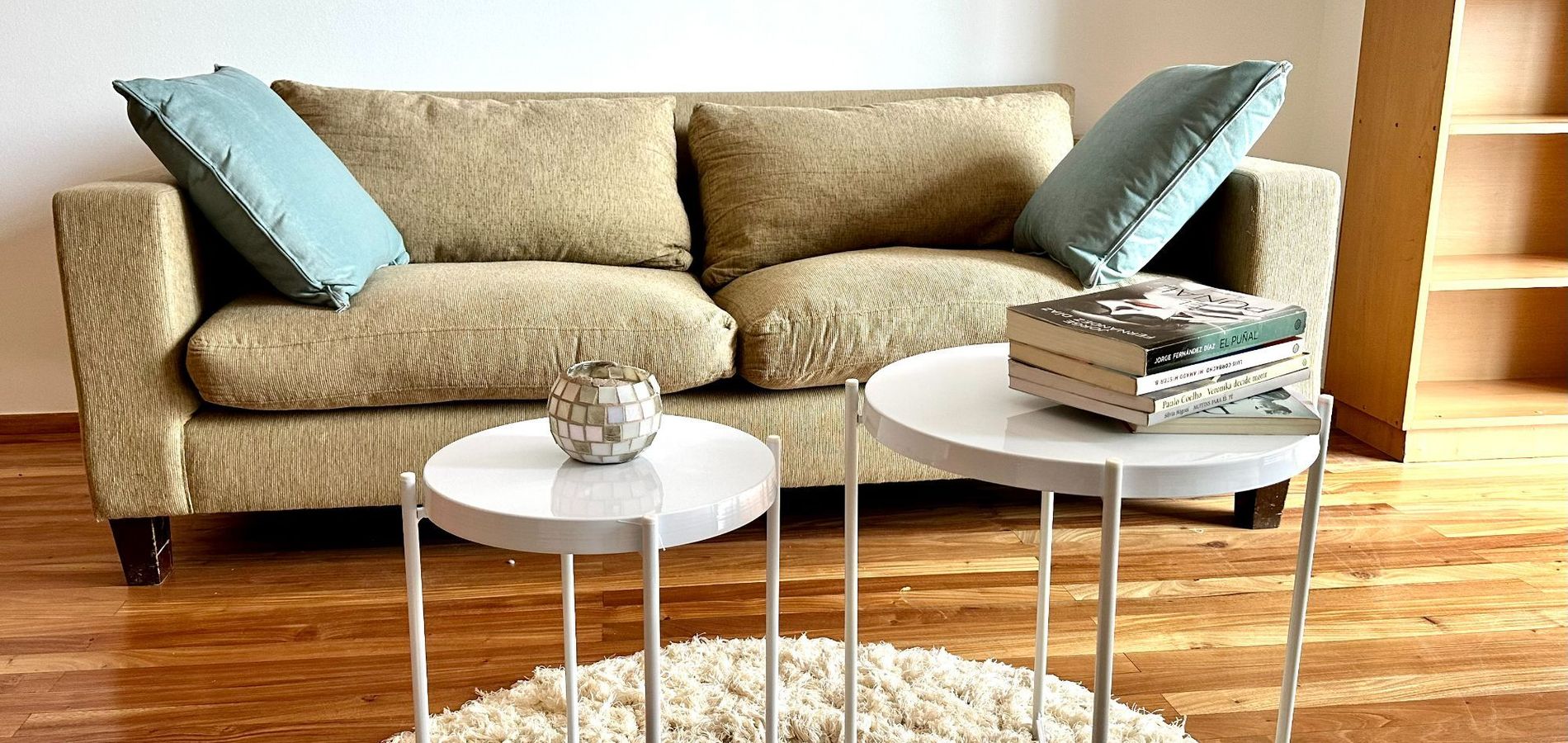 Ayres Recoleta Plaza