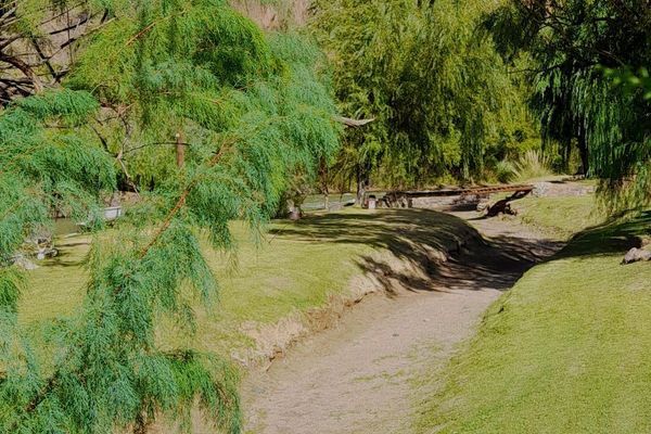 Cabaña con Balcón y Parrilla