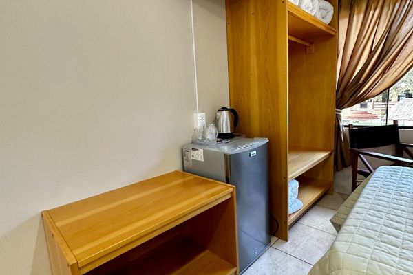 Habitación Confort con vista a la piscina