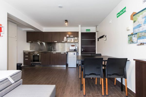 Rivadavia 3J (Rivadavia 38)