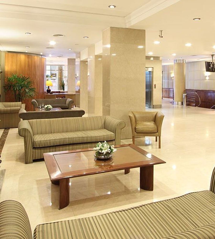 Lafayette Hotel