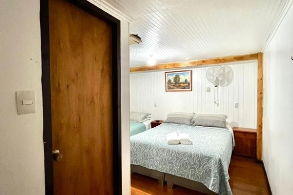 Habitación triple en baño privado