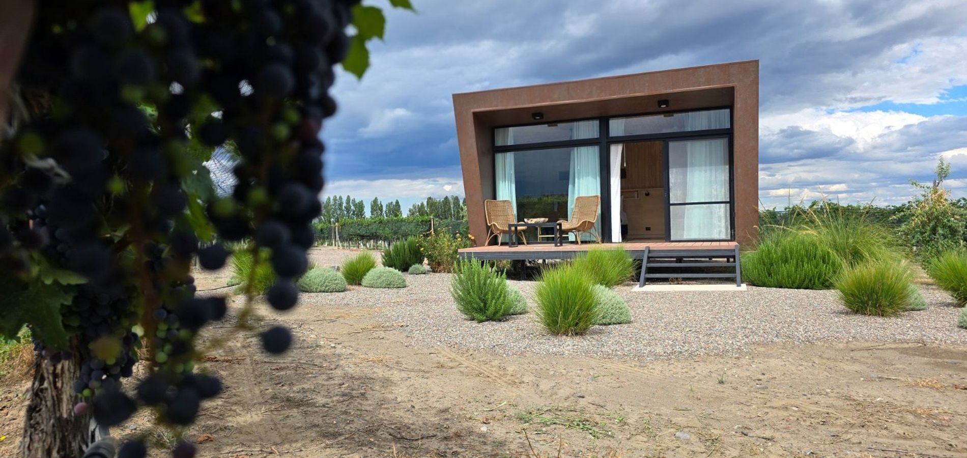 Andeluna Winery Lodge