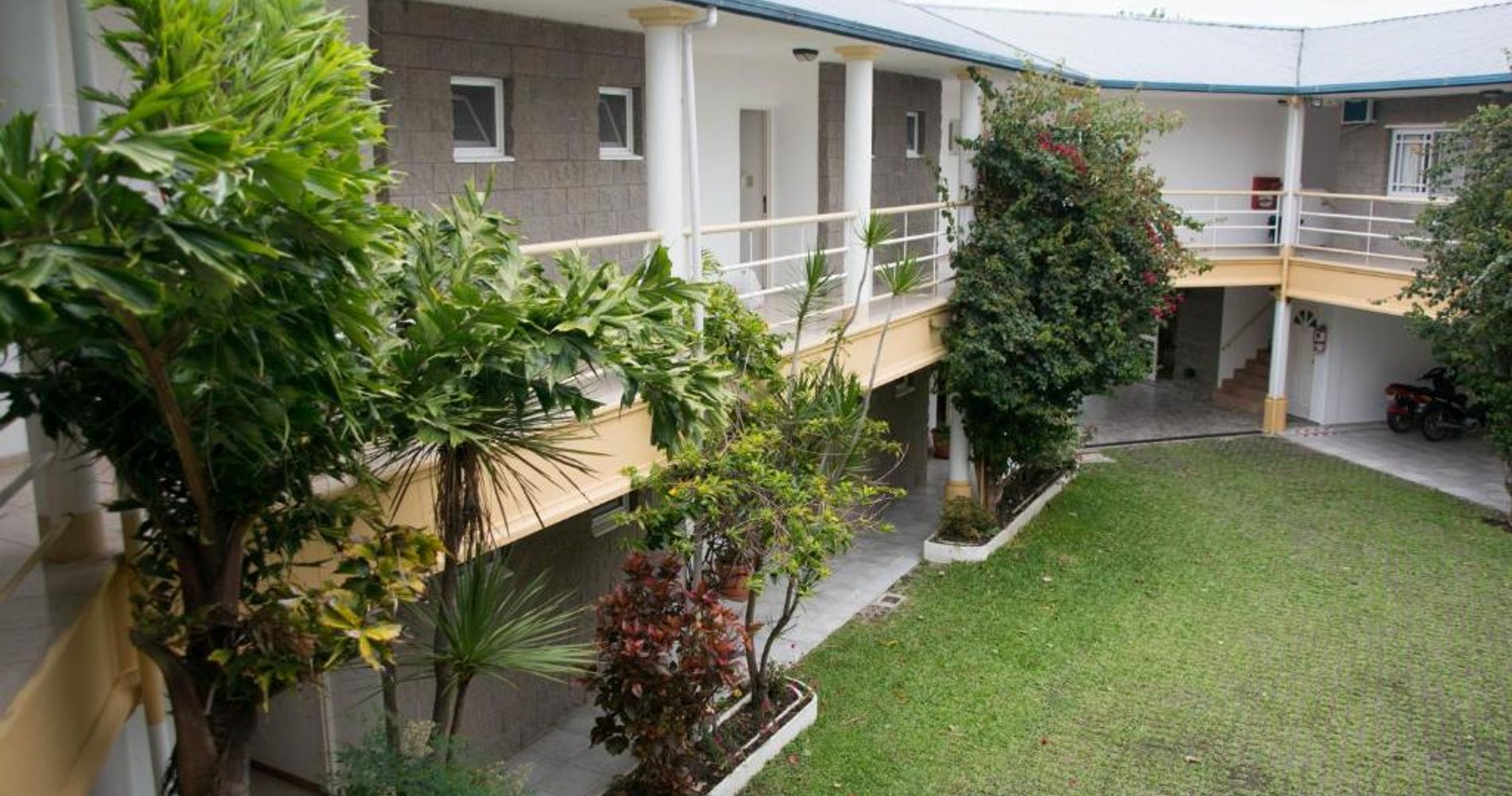 La Fuente Apart Hotel