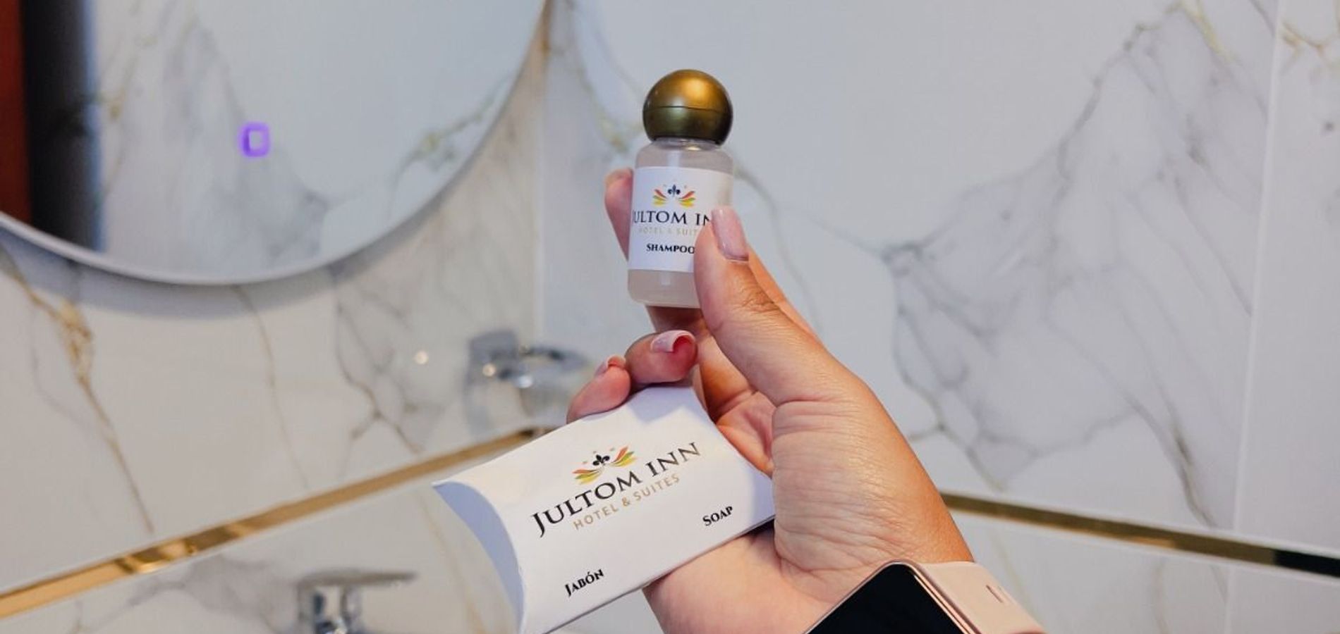 Jultom Inn