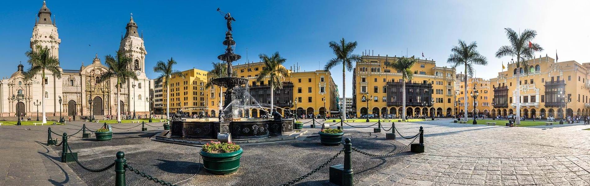 Apart Hotel Petit Palace Suites