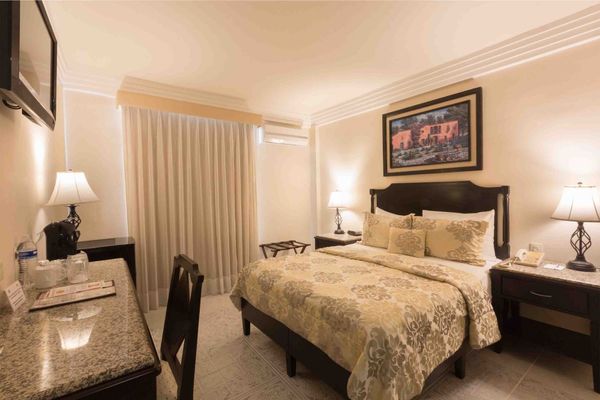 SENCILLA 1 CAMA KING SIZE