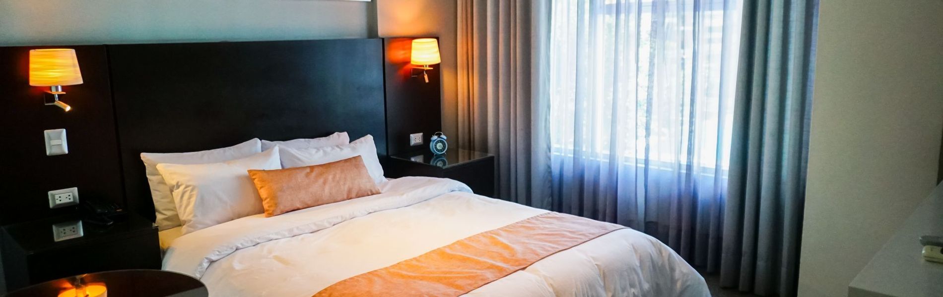 Apart Hotel Petit Palace Suites