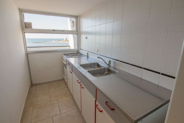 Departamento de 2 ambientes standard con vista al mar