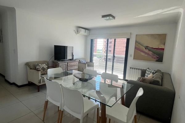 Ituzaingo 1054
