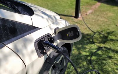 MesondelasCanas - Cargador Vehiculo Electrico