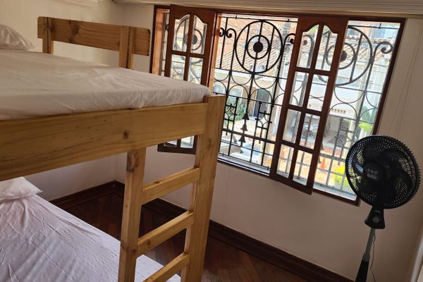 Cama doble PRIVADA sin Baño