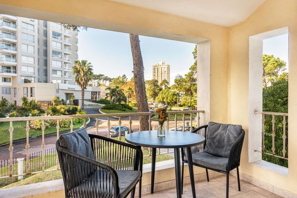 Suite Senior con Terraza vista Patio