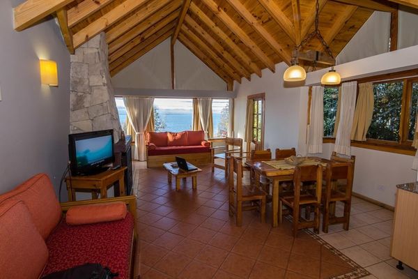 Habitación Superior con vistas al lago (LACAR)