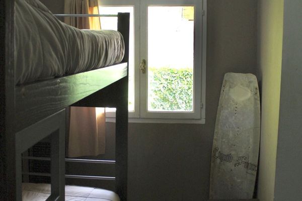 Cama en Habitación Cuádruple mixta con baño privado