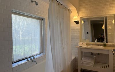 EstanciaLaBandada - 
                                    Baño privado                                