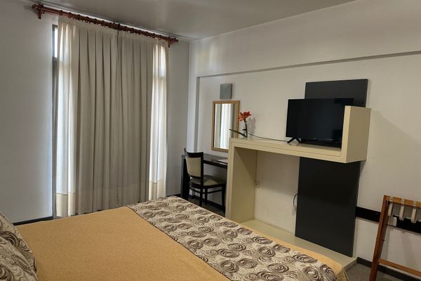 Habitación Base Doble Mat con Hidro
