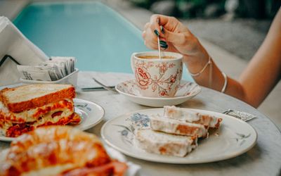 LaAlondraCasadehuespedes - 
                                    Desayuno                                