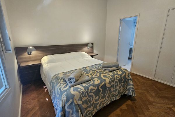 Depto 2 ambientes sobre calle Moldes, Belgrano