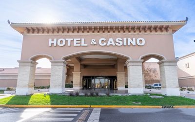 CasinoMagicHotelCasino - 
                            Cámaras de seguridad fuera del alojamiento                                