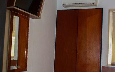 CRISTALHOTEL93c - AIRE ACONDICIONADO FRIO-CALOR