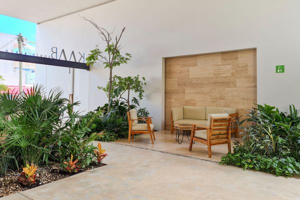 Kaab estudio by the beach