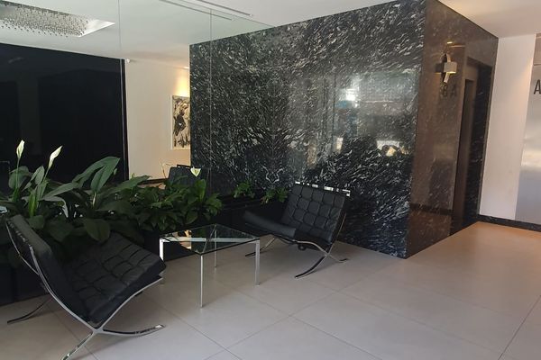 Depto 2 ambientes sobre Av. Cordoba [2A]