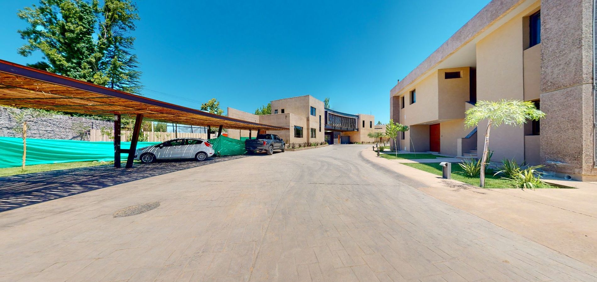 Liniers Green Apartments