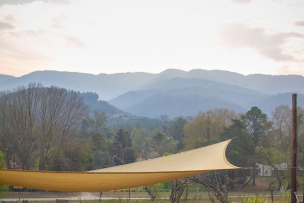 DOMO ALLPA CON PROYECTOR Y PANTALLA