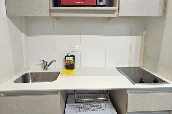 Depto monoambiente sobre calle Quesada, Belgrano.