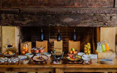 AndelunaCellarsSRL - 
                                    Desayuno                                