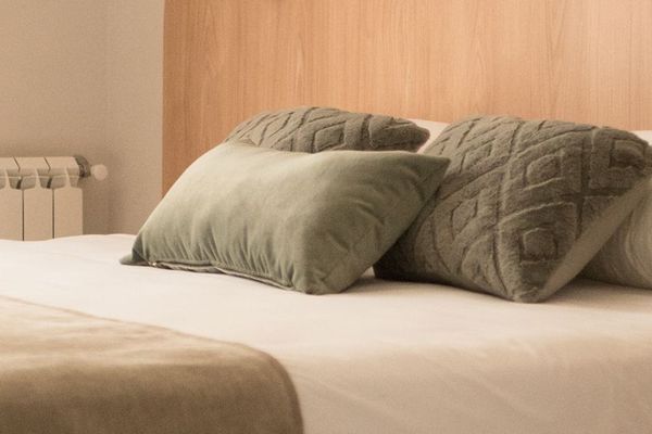 Monoambiente con cama doble