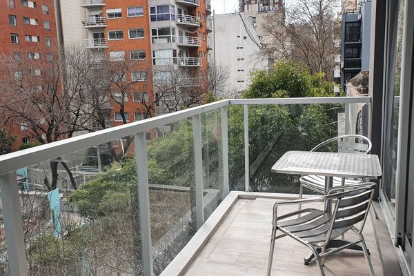 Amplio depto monoambiente sobre Godoy Cruz