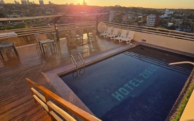 HotelZielo - Piscina 