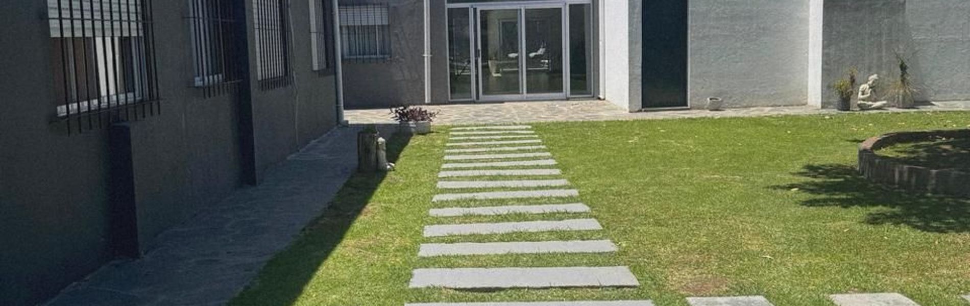 Aguila Blanca Departamentos