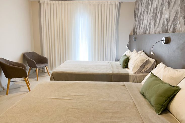 MIRAFLORES - Suite Junior con 2 camas matrimoniales