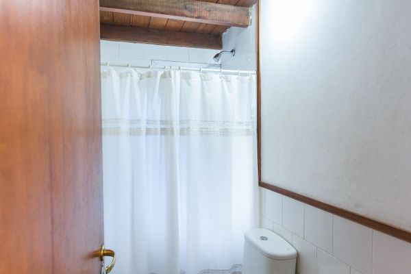 CAMA EN HAB QUINTUPLE A COMPARTIR