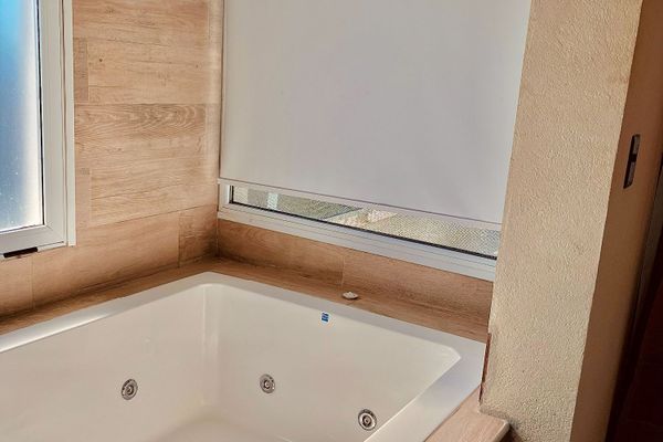 Suite con hidromasaje con vista al mar