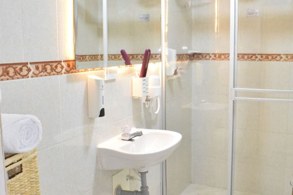 BOGOTÁ SEDE 4 - Apto a 15 minutos de la candelaria 202