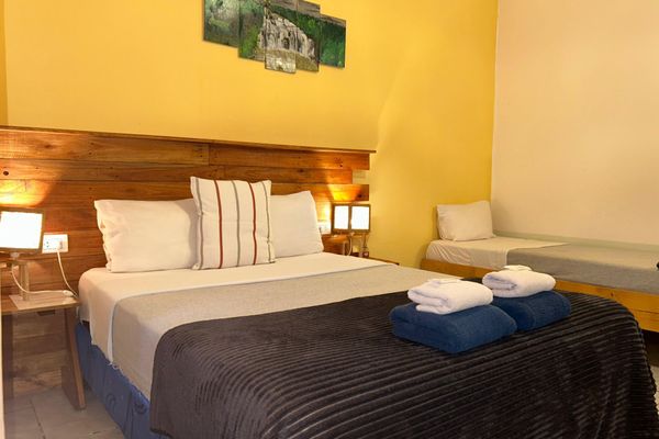 Habitación 1Mat1Single - Triple c/ TV