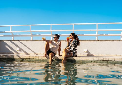 VERANEÁ EN AMÉRIAN!