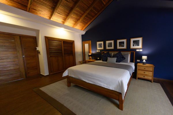 SUITE JUNIOR C/JACUZZI 