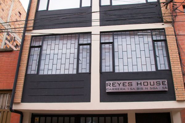 BOGOTÁ SEDE 1- 101 Apartamento a 10 minutos del Movistar Arena 