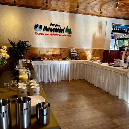 Parque Hotel Manantial