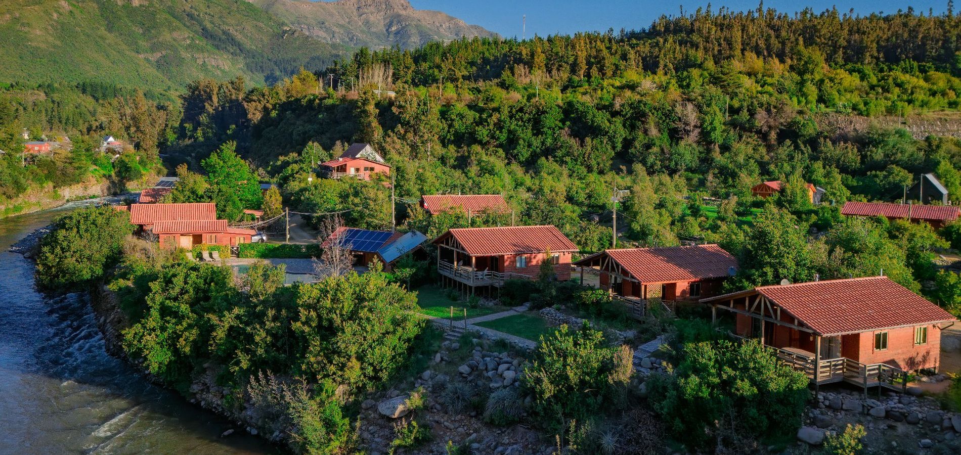 Los Quenes River Lodge