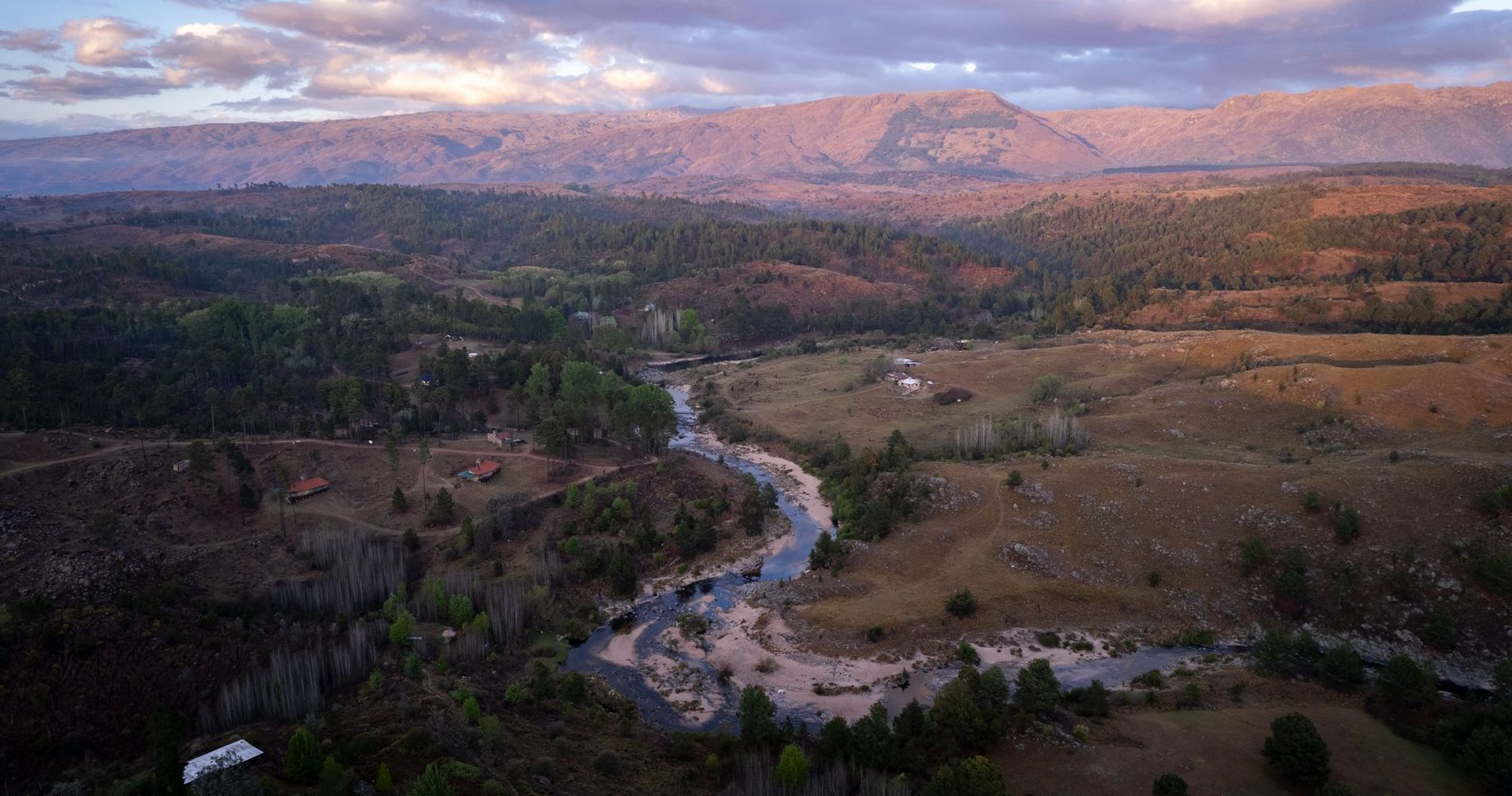 Cabañas Ayllu Pelli