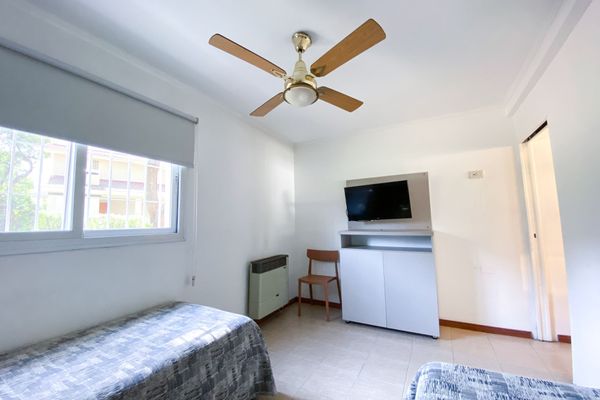 Sector Sierras 1 (2 Plantas) - 3 Habitaciones y 2 baños (Hasta 2 huéspedes) 